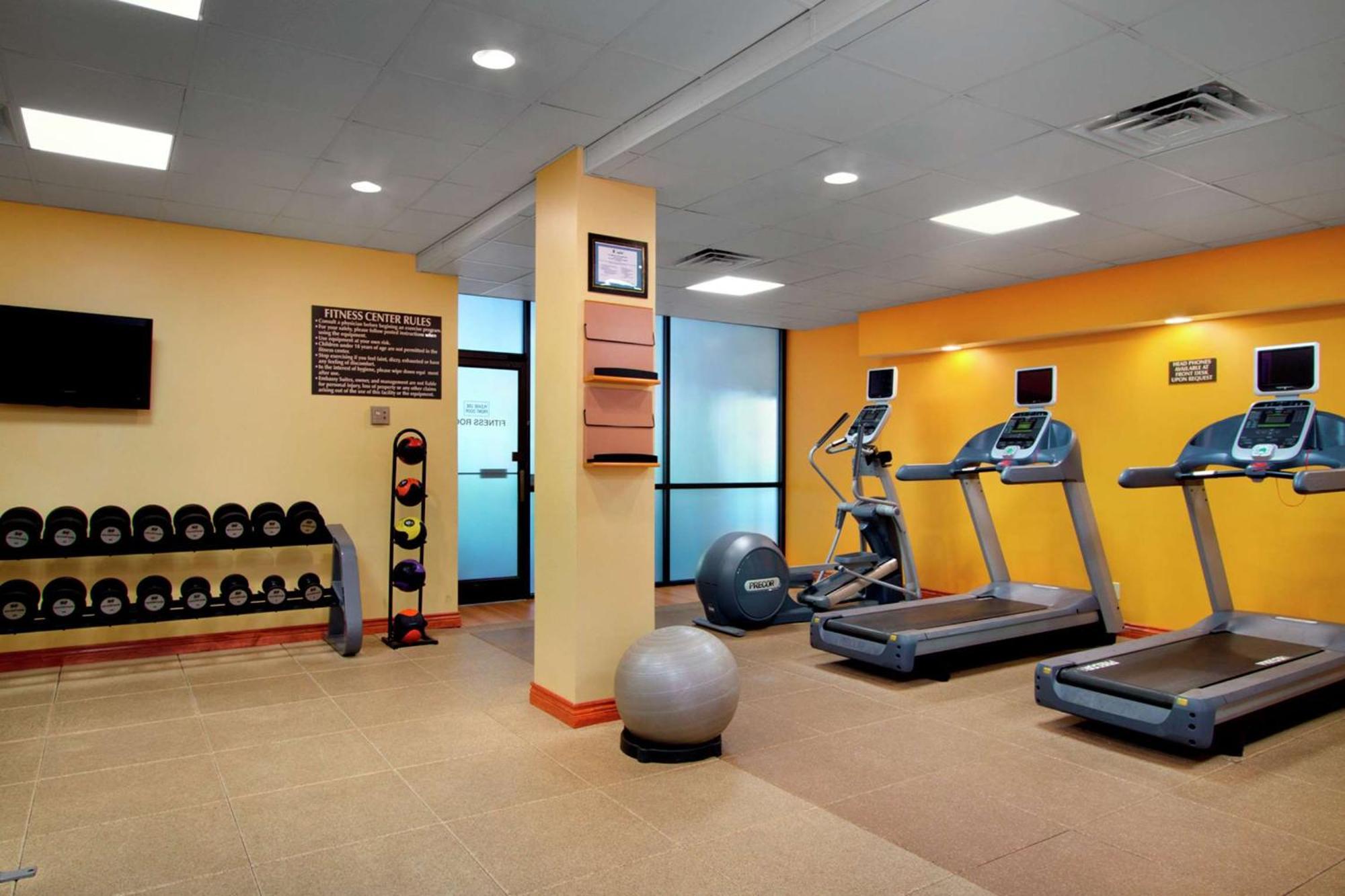 Embassy Suites By Hilton Greensboro Airport Экстерьер фото