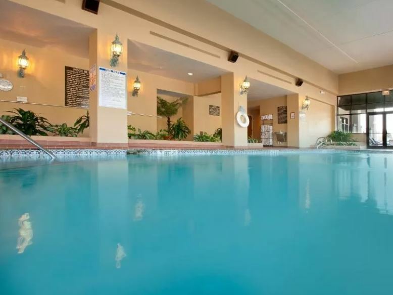 Embassy Suites By Hilton Greensboro Airport Экстерьер фото